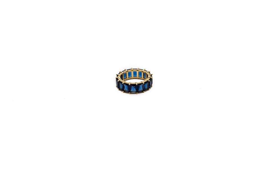 Sapphire Blue set in gold ring